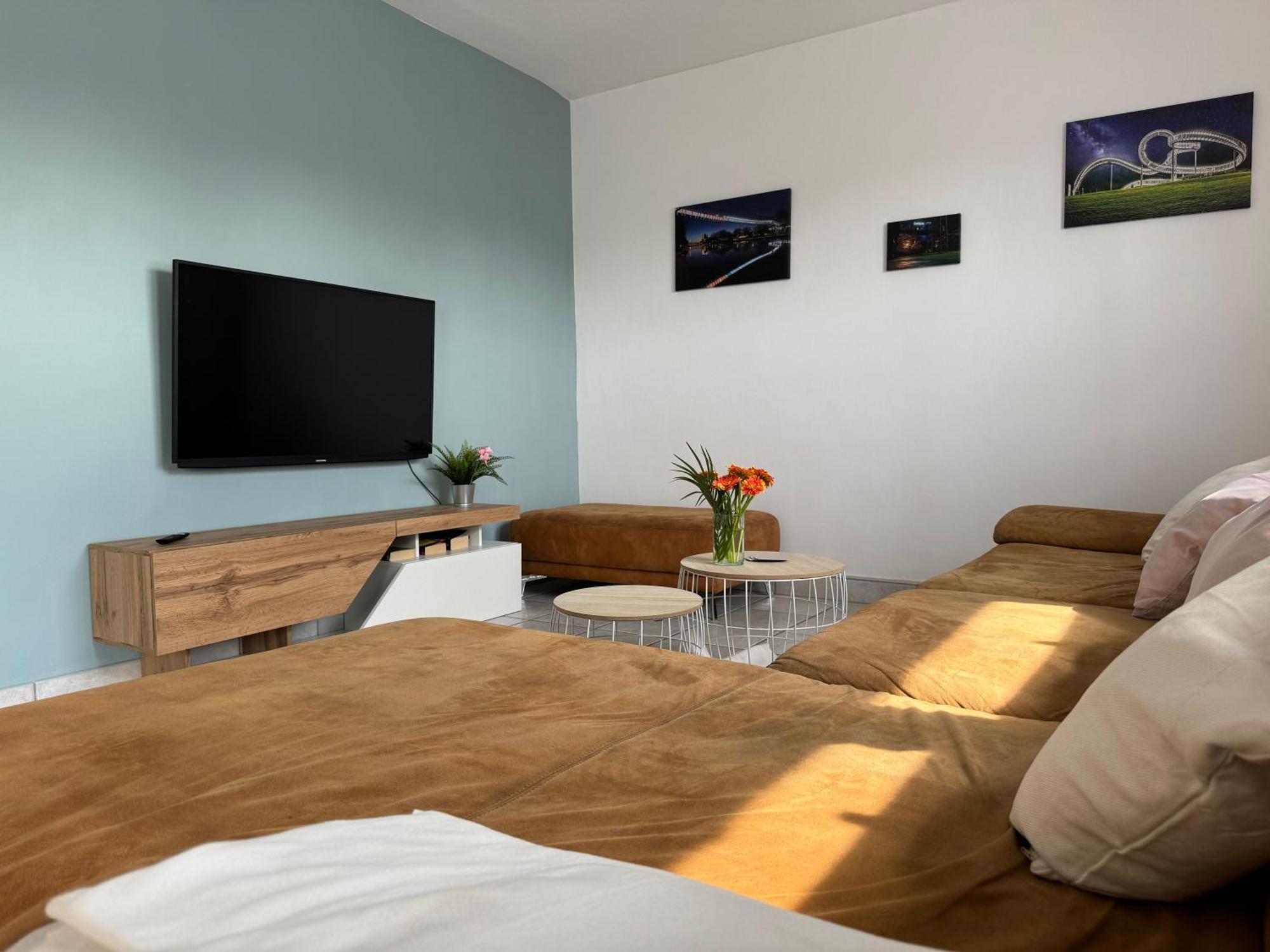 Ruhrpott Residenz - 3 Zimmer Suite - 70Qm Mit Balkon Oberhausen  Esterno foto